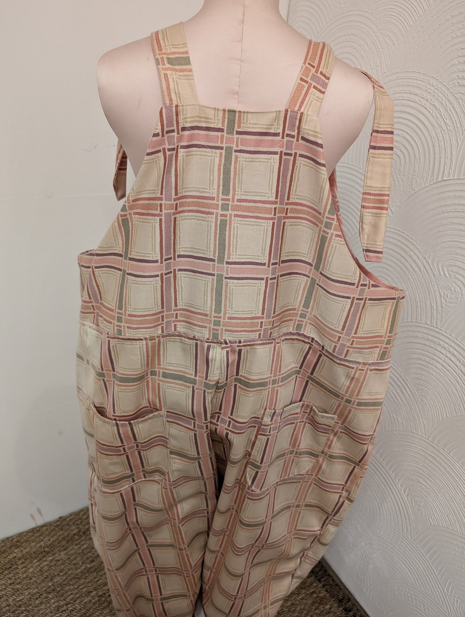 dungarees size 26, pink check