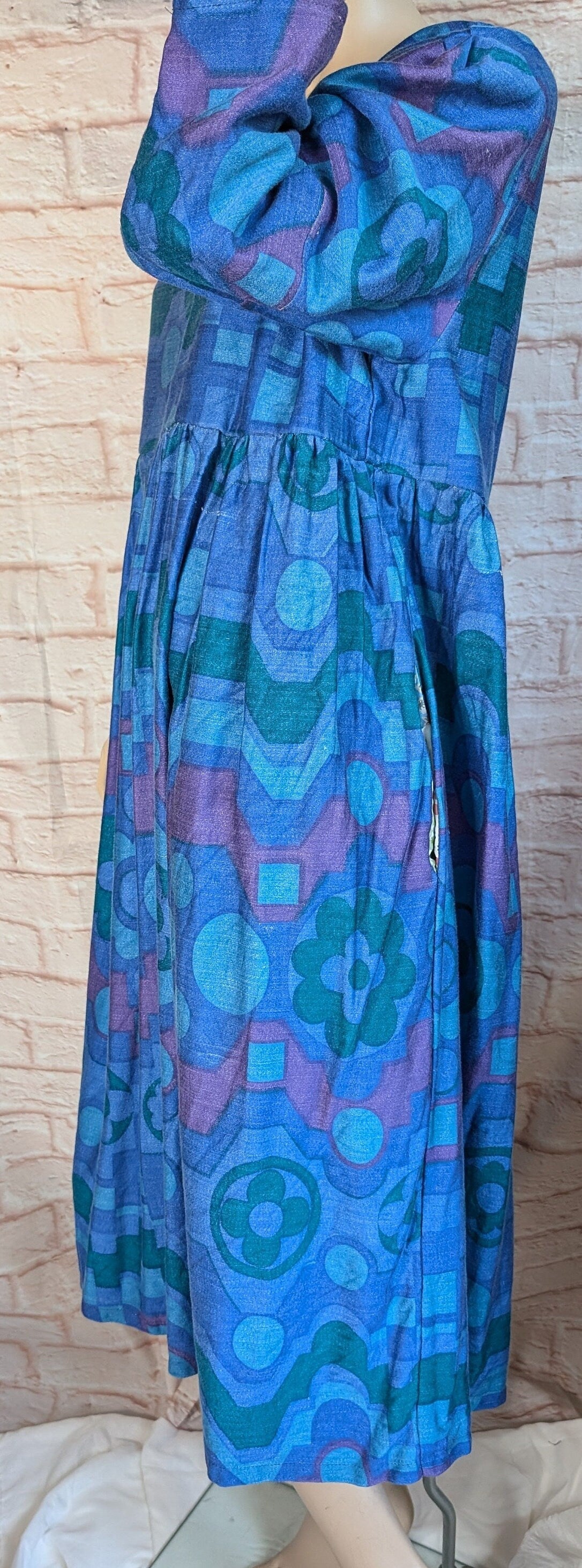 Size 18 Blue Patterned Dress, vintage 1960s fabric, full skirt dress