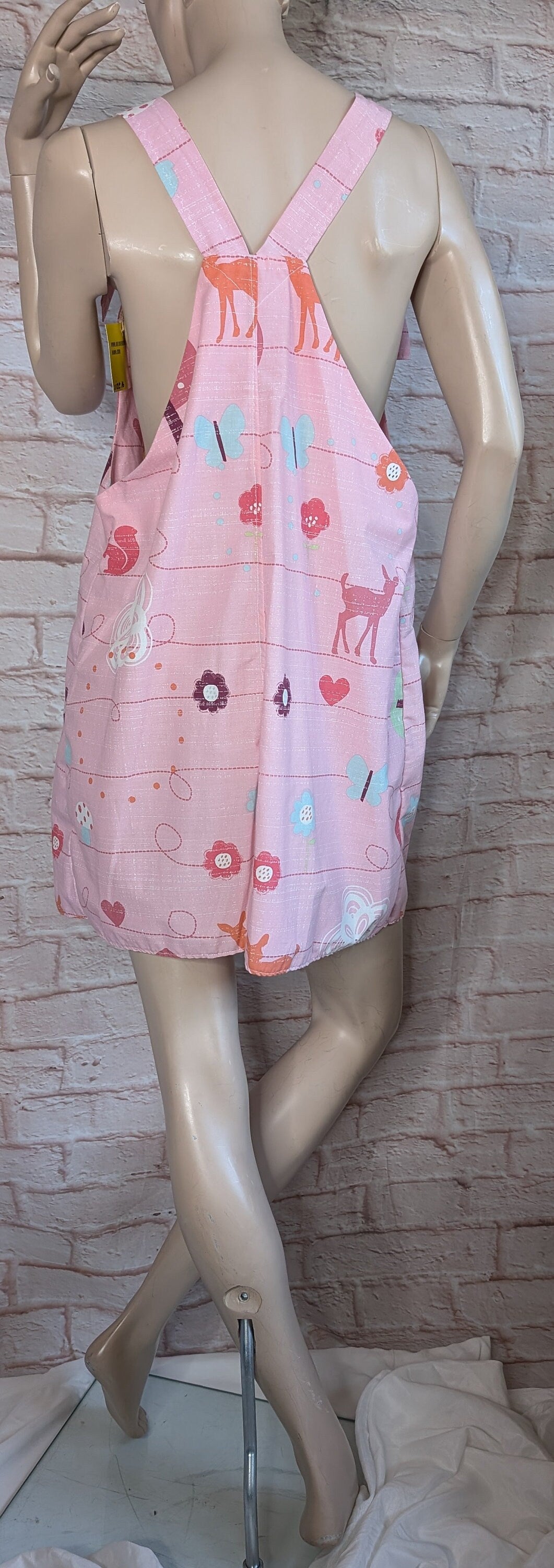 dress size 16,pink woodland , pinafore dress, dungarees dress, tie top dress, apron dress, mini dress, pockets dress, pink dress, ladies