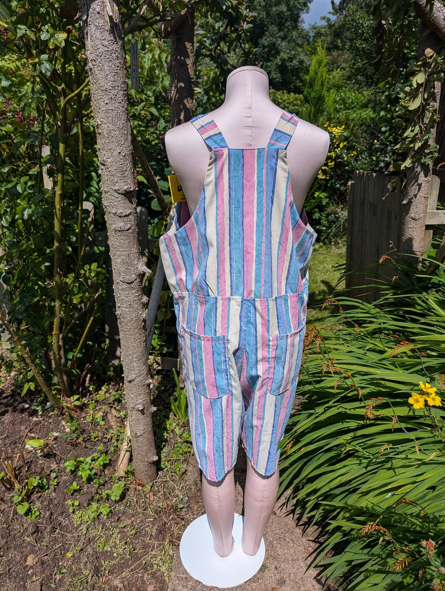 dungarees size 14 , short dungarees, candy stripe dungarees, pink dungarees, cropped Dungarees, cropped overalls