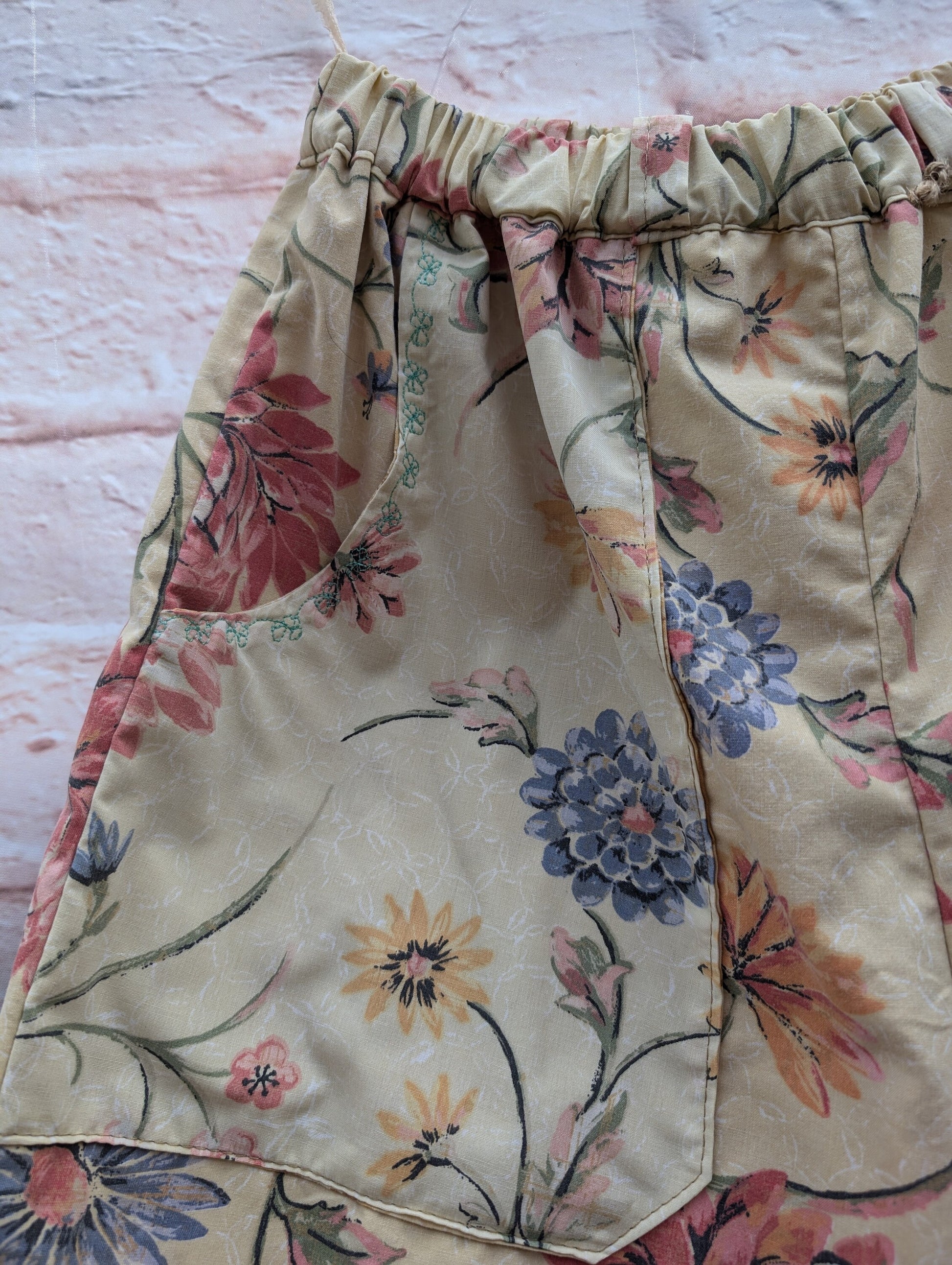 Trousers size 10, stretch waist trousers, vintage floral, straight leg trousers