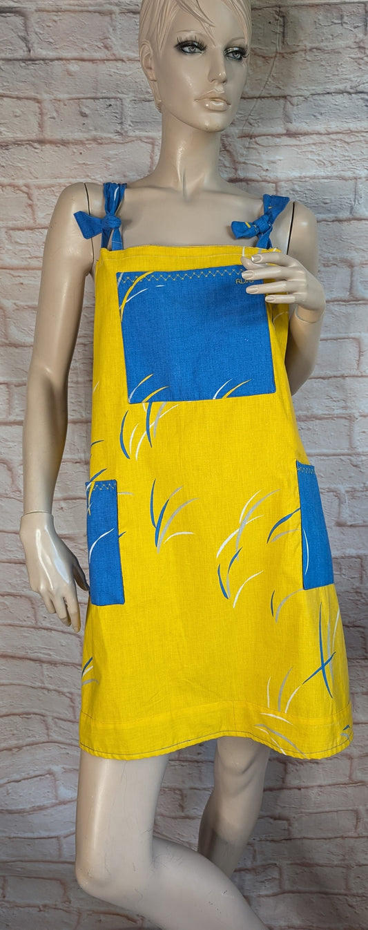 dress size 20, 80s patten dress, pinafore dress, dungarees dress, tie top dress, apron dress, pockets dress, yellow dress