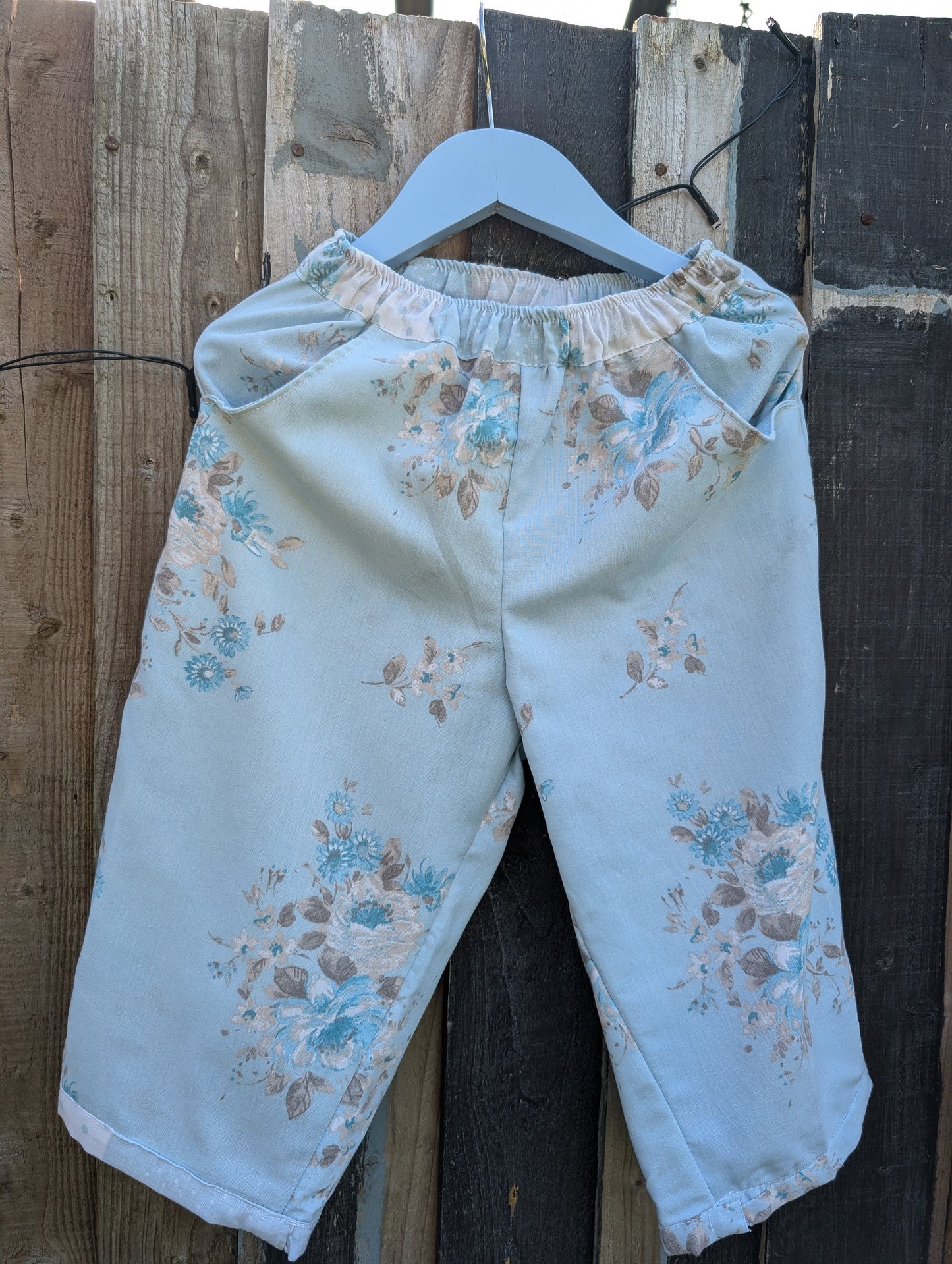 kids cropped trousers 2/3yrs, summer trousers children.