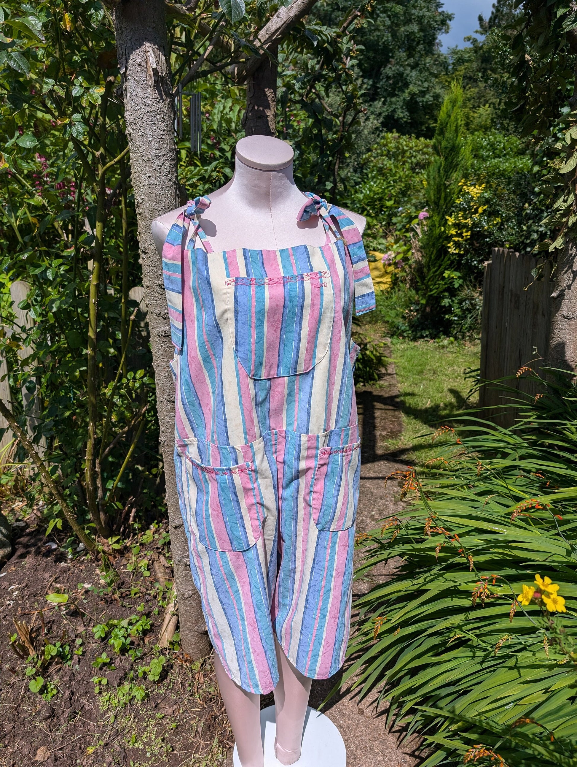 dungarees size 14 , short dungarees, candy stripe dungarees, pink dungarees, cropped Dungarees, cropped overalls