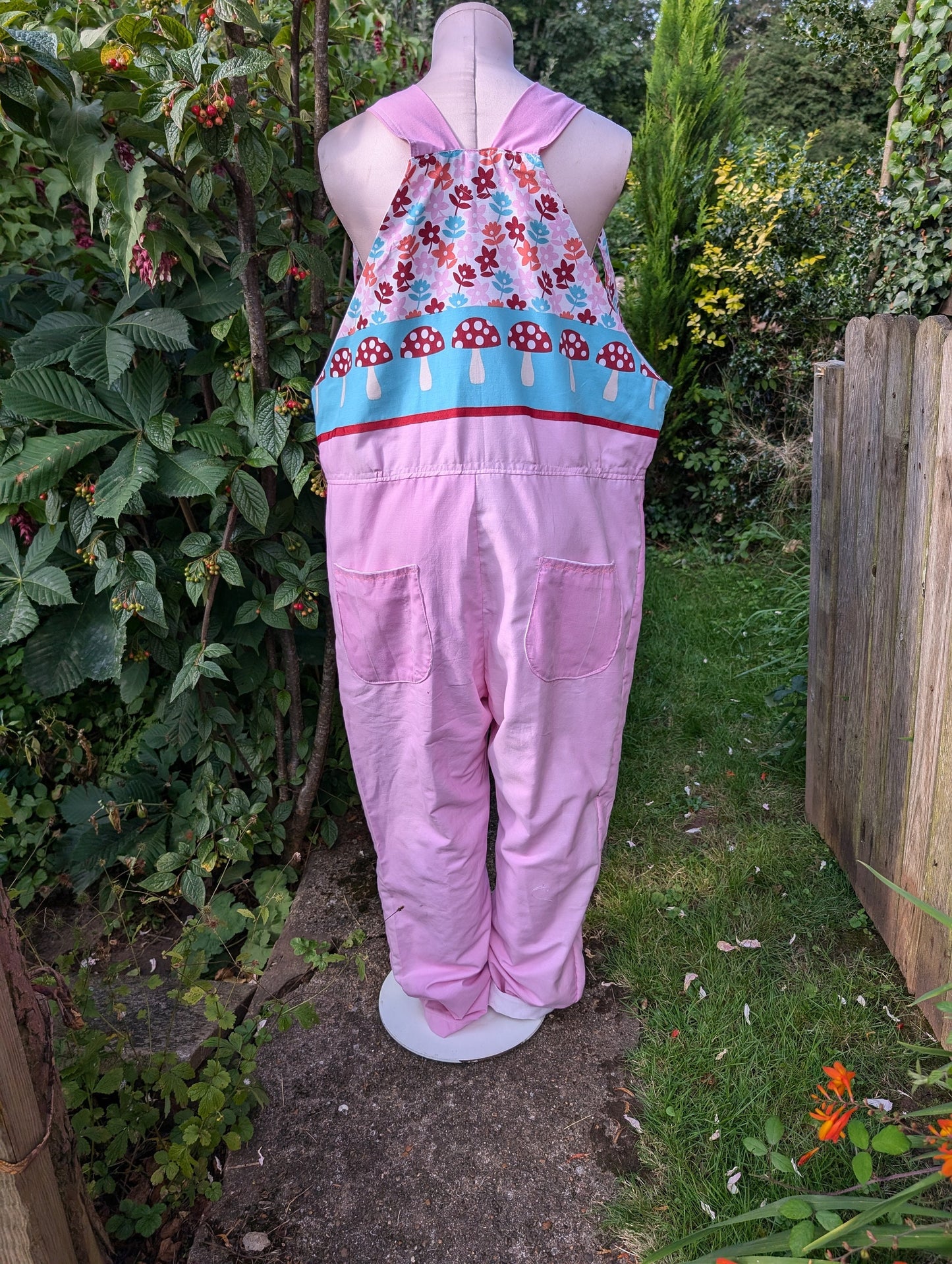 Dungarees size 16-18/XL, mushroom print, Baggy fit dungarees, tietop Dungarees,eco clothing, colourfull dungarees, pink Dungarees