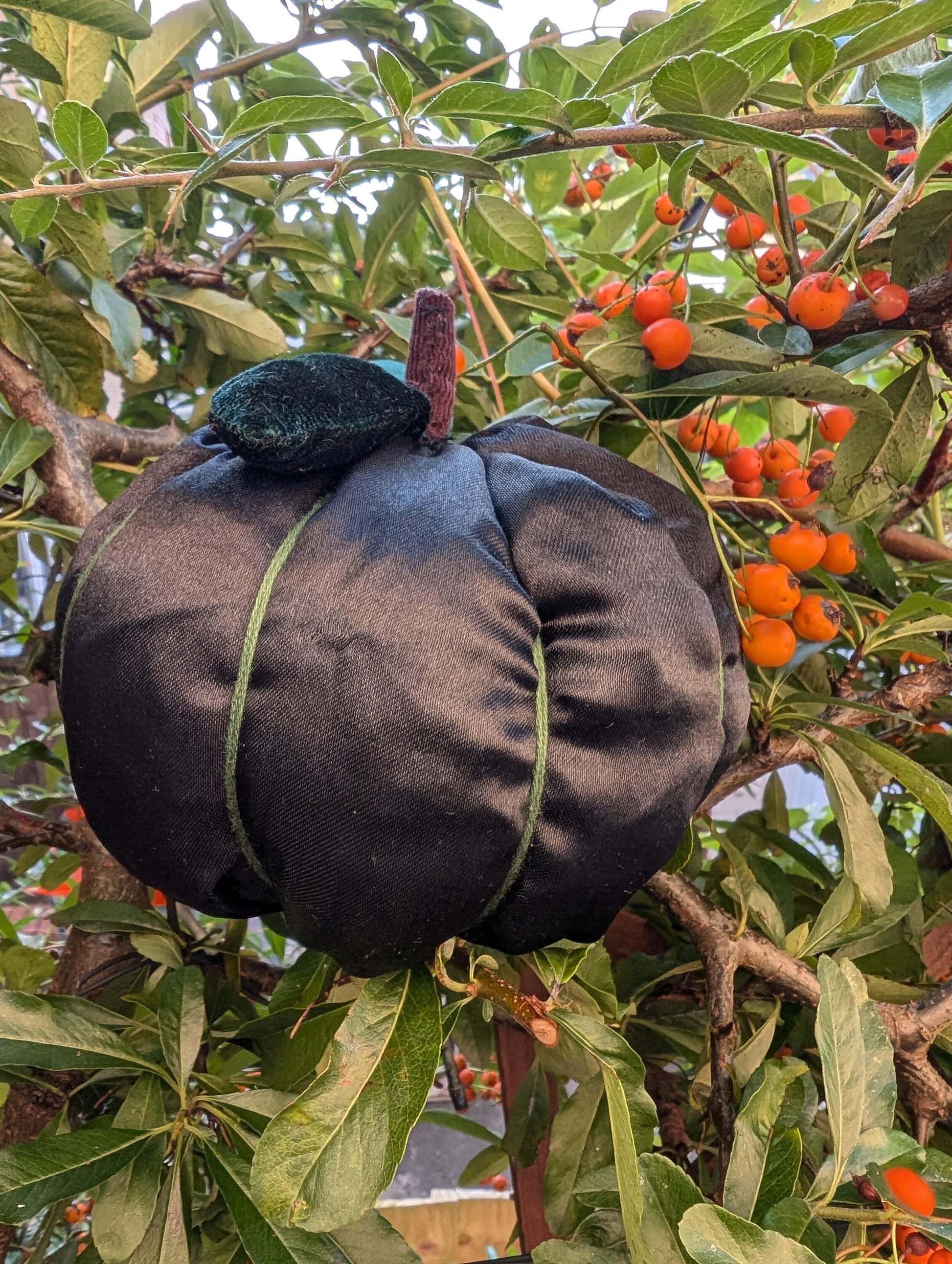 pumpkin, reusable pumpkin decoration, pumpkin ornament, Halloween ornament, handmade Halloween pumpkin, reworked textiles autumn squash