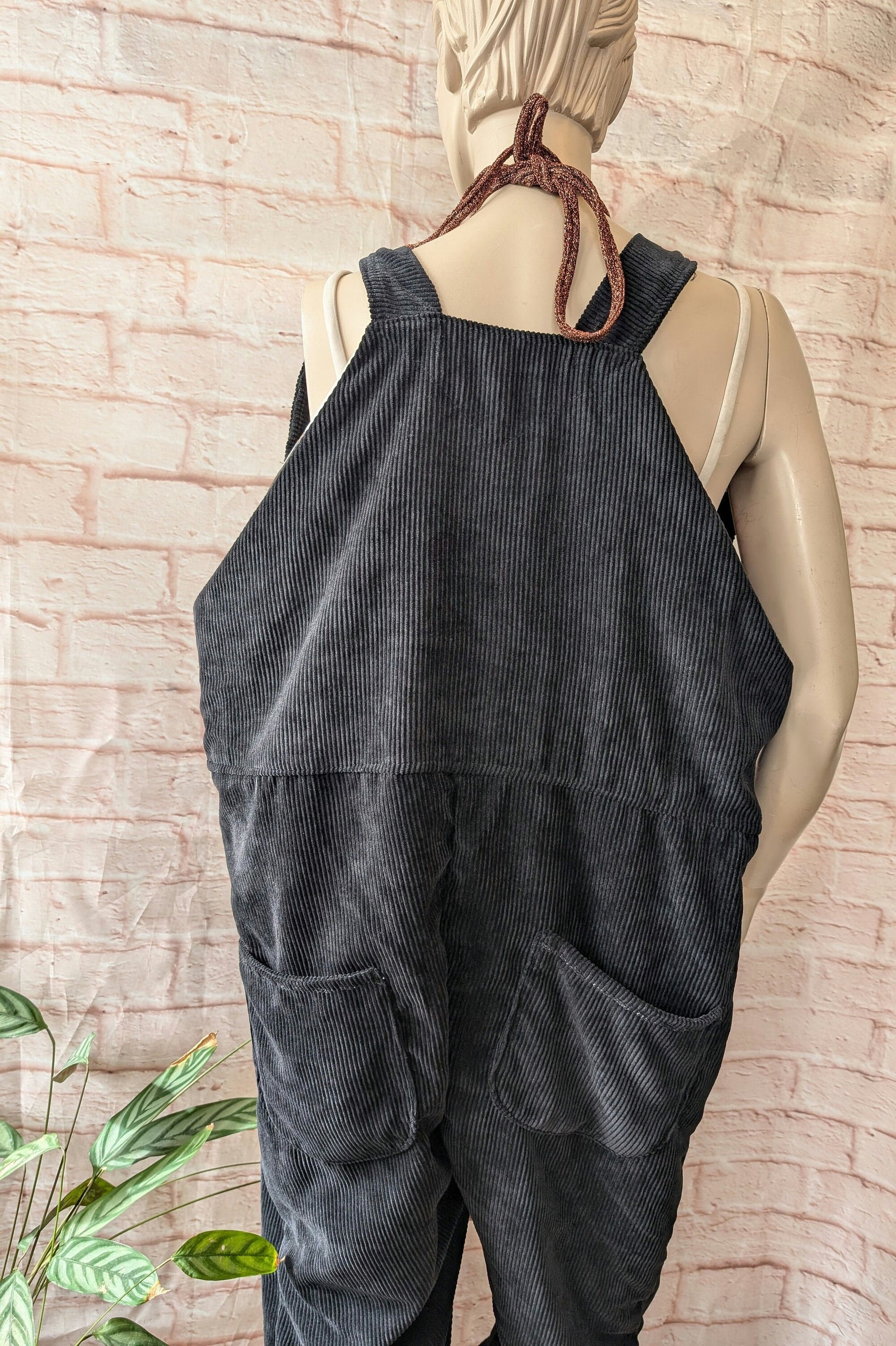 Dungarees size 16-18/XL, black cord, Baggy fit dungarees. Sustainable fashion dungarees, reworked clothing.