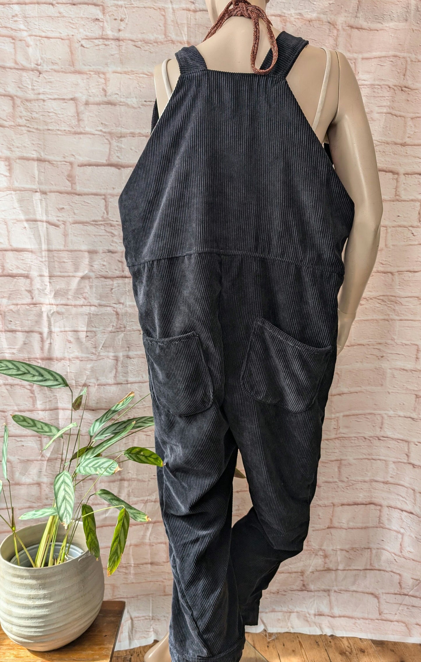 Dungarees size 16-18/XL, black cord, Baggy fit dungarees. Sustainable fashion dungarees, reworked clothing.