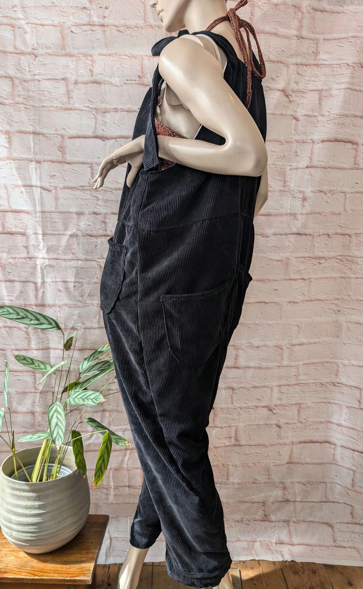 Dungarees size 16-18/XL, black cord, Baggy fit dungarees. Sustainable fashion dungarees, reworked clothing.